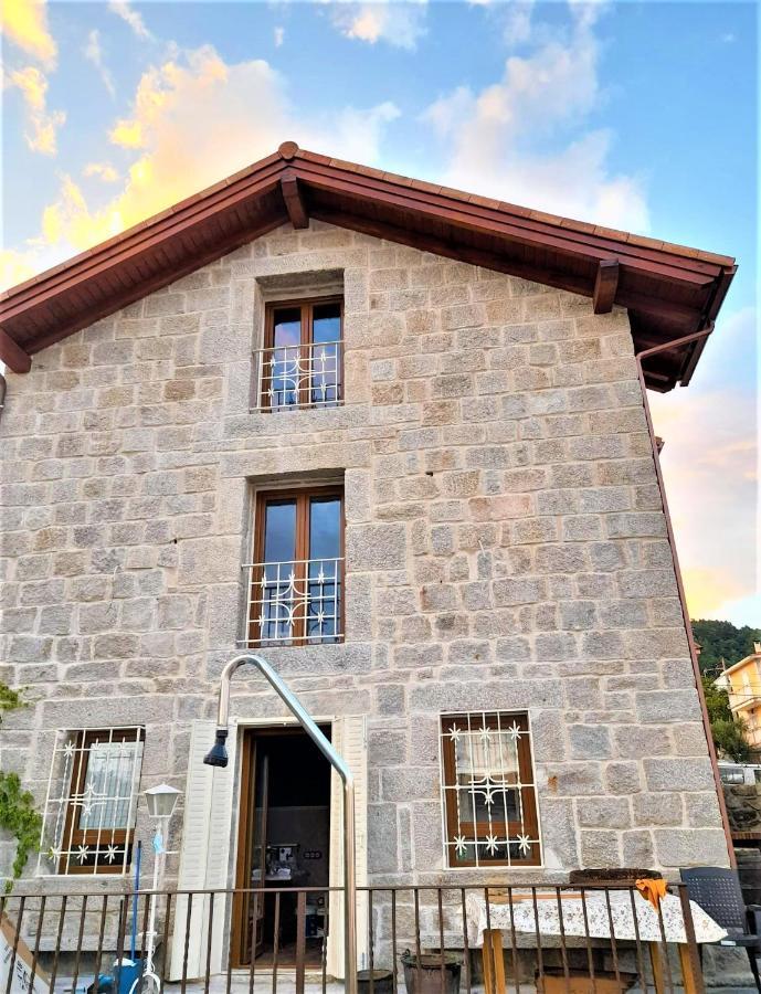 Casa Rural Del Tio Maino Becerril de la Sierra Exterior photo